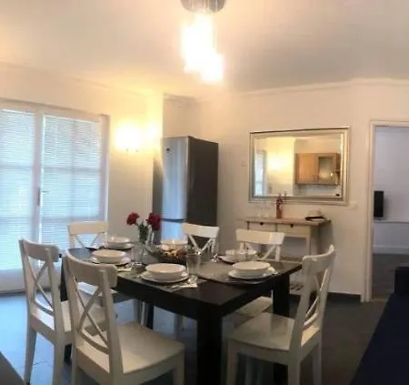 The Blue Akarattya Apartment *