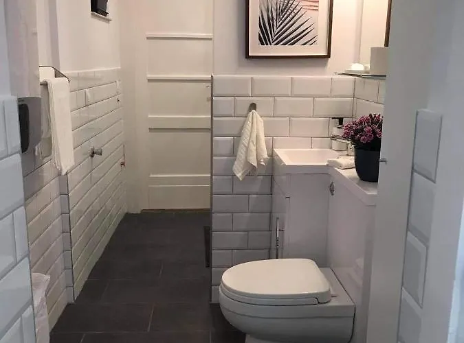 The Blue Akarattya شقة *