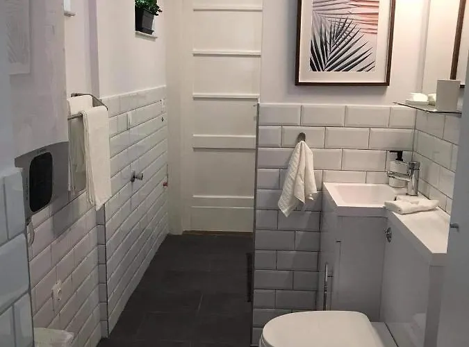 דירה The Blue Akarattya