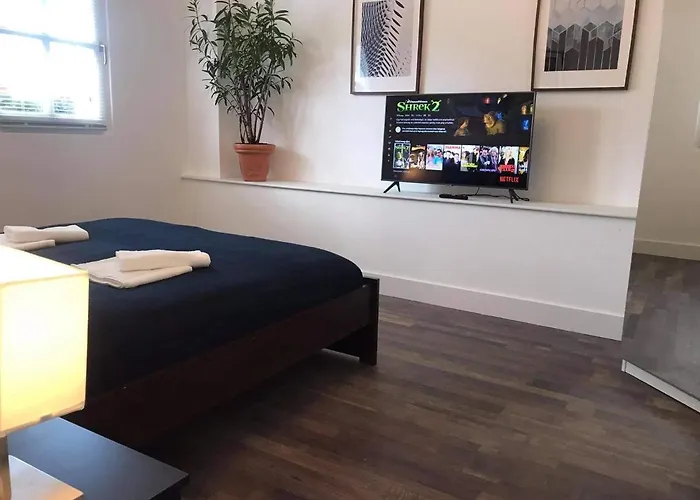 The Blue Akarattya *