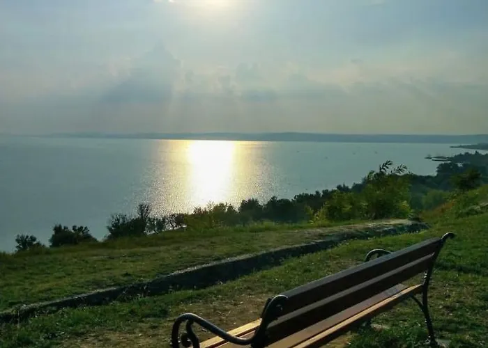 The Blue Akarattya דירה *