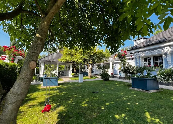 דירה The Blue Akarattya *