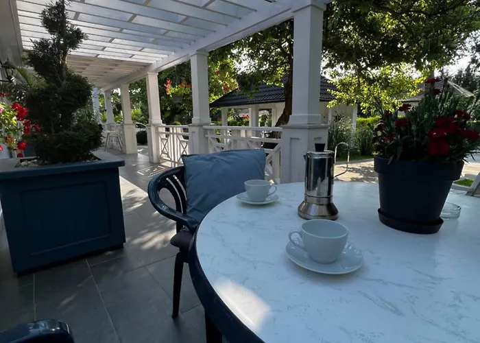 דירה The Blue Akarattya באלאטונקנשה