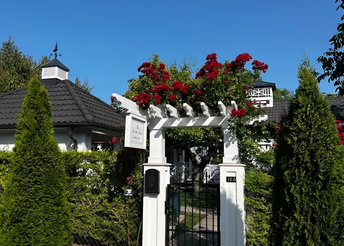 The Blue Akarattya *